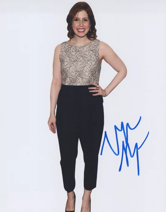 Vanessa Bayer autograph