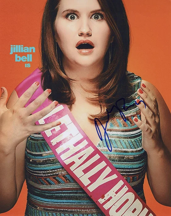 Jillian Bell autograph