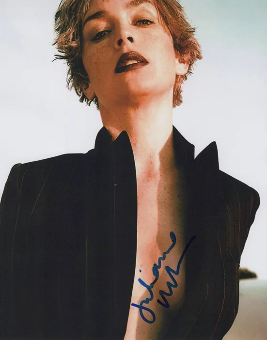 Julianne Nicholson autograph