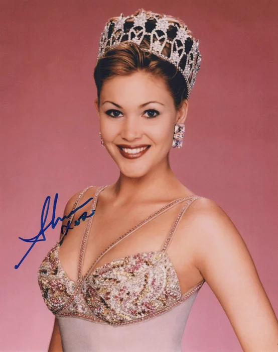 Shanna Moakler autograph
