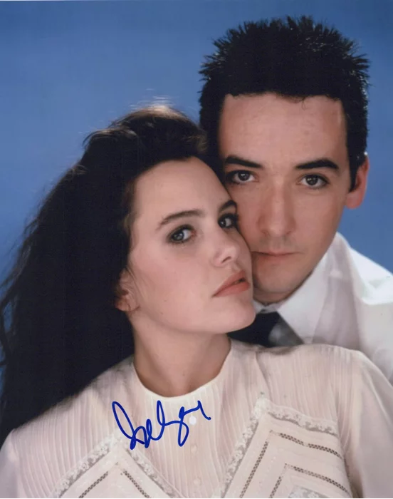 Ione Skye autograph