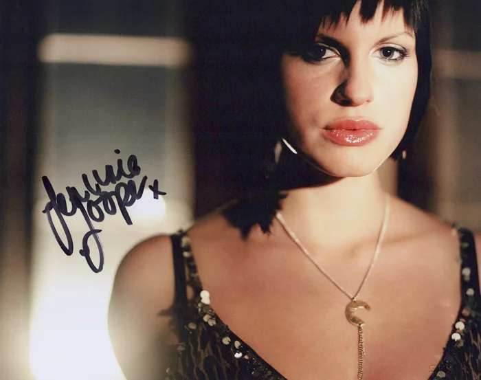Jemima Rooper autograph
