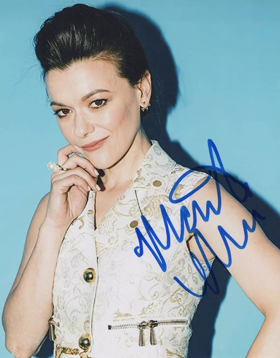 Maribeth Monroe autograph