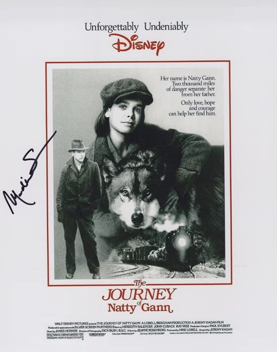 Meredith Salenger autograph