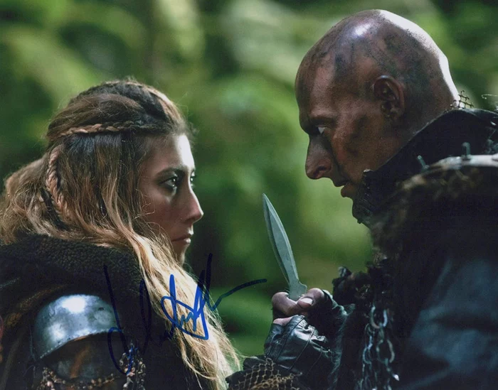 Dichen Lachman autograph