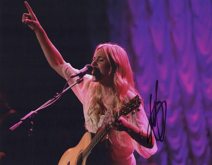 Alyson Michalka autograph