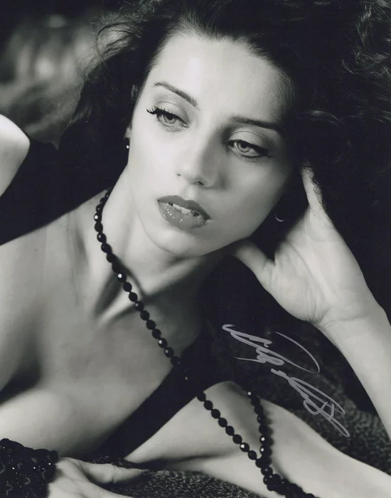 Angela Sarafyan autograph