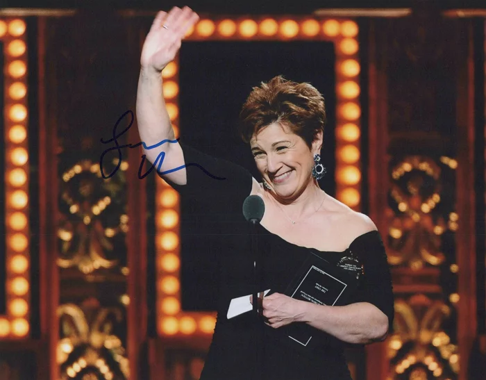 Lisa Kron autograph