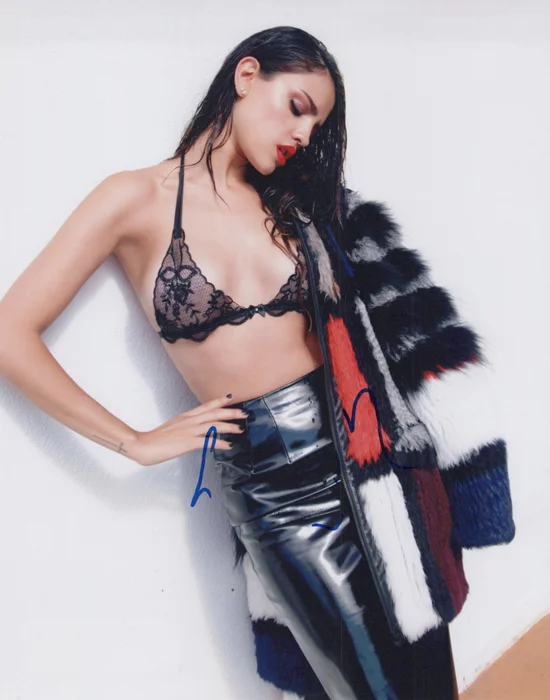 Eiza Gonzalez autograph