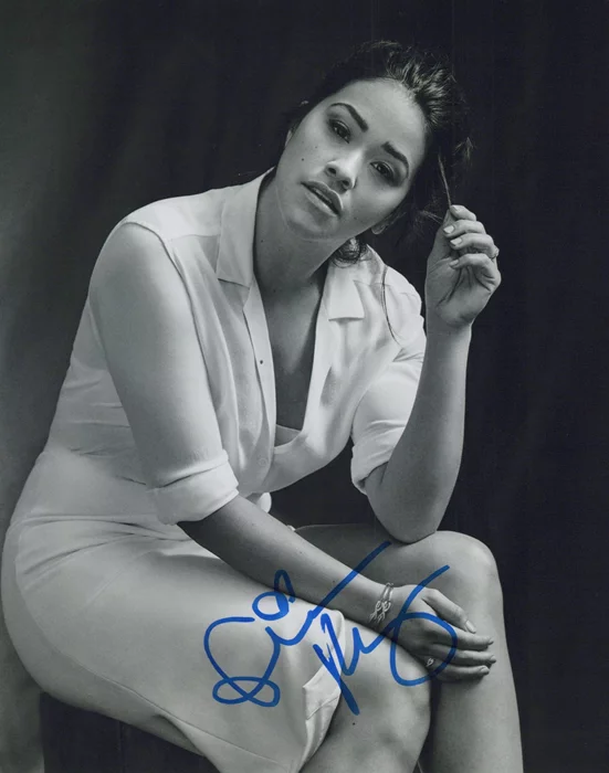 Gina Rodriguez autograph
