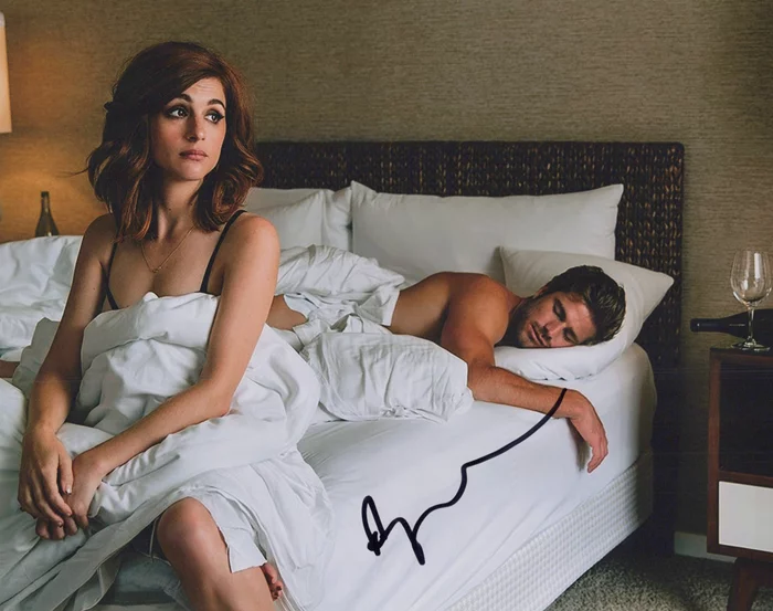 Aya Cash autograph