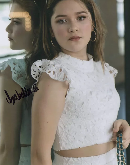 Izabella Carmen autograph