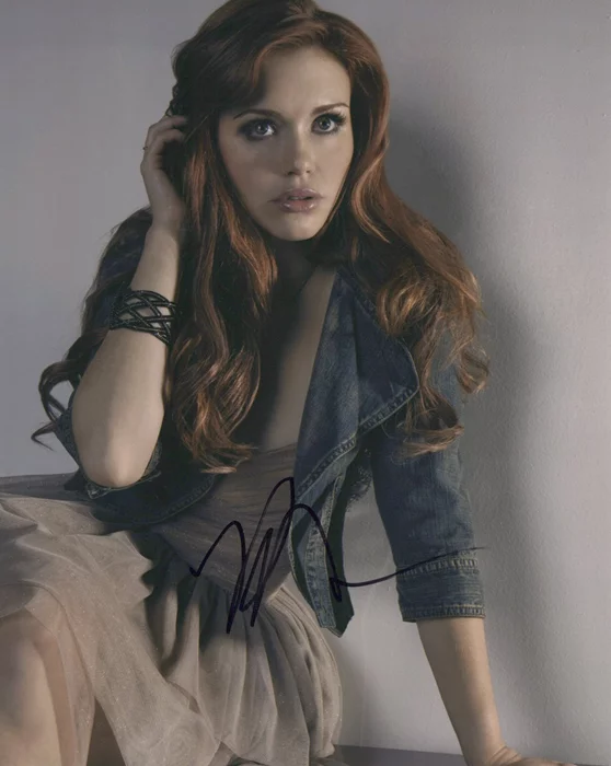 Holland Roden autograph