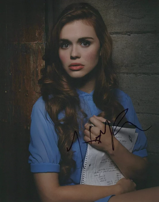 Holland Roden autograph