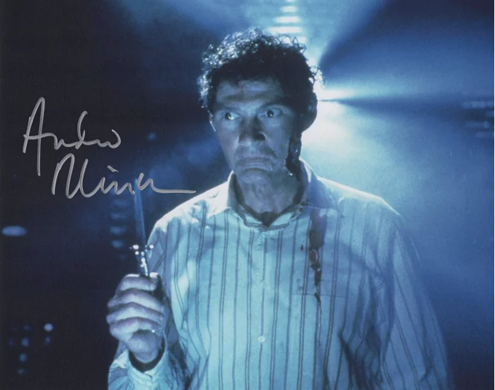 Andrew Robinson autograph