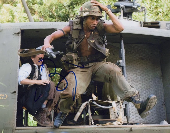 Brandon T. Jackson autograph