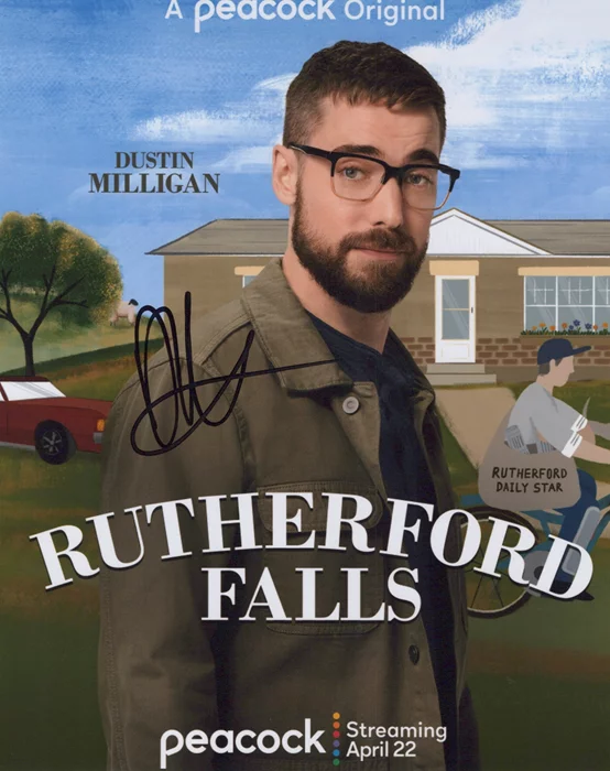 Dustin Milligan autograph