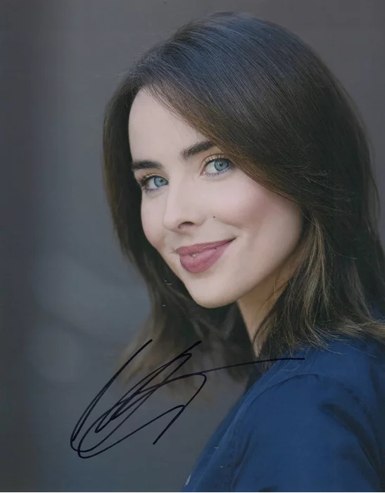 Ashleigh Brewer autograph