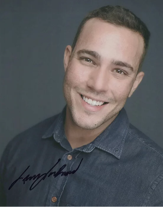 Lucas Lockwood autograph