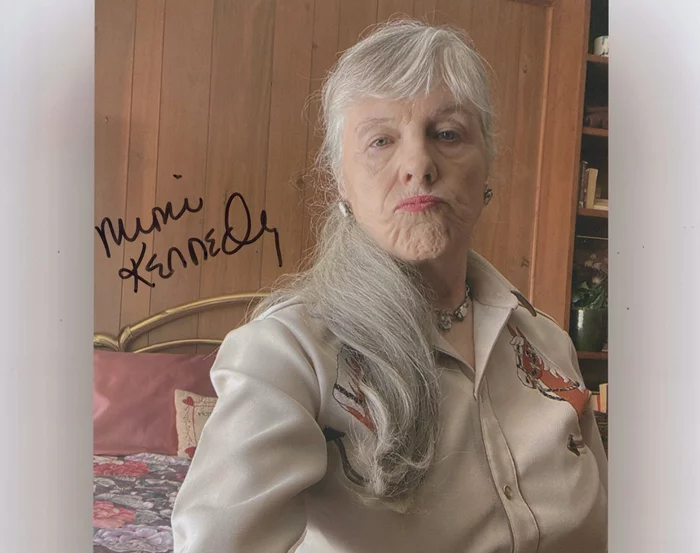 Mimi Kennedy autograph