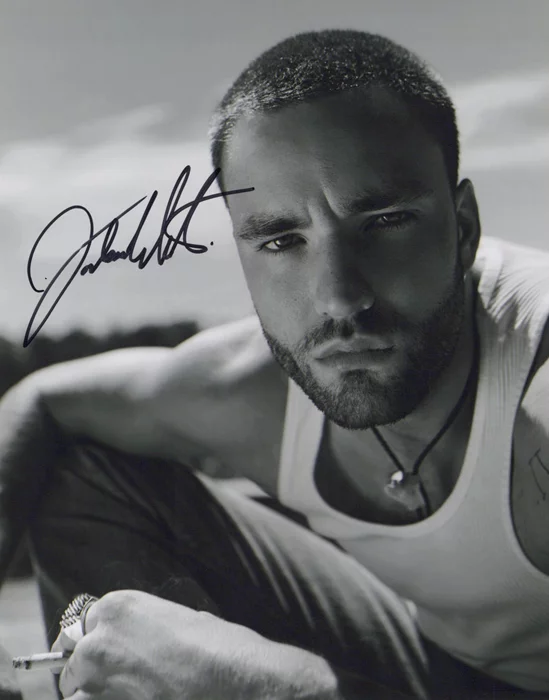Jackson White autograph