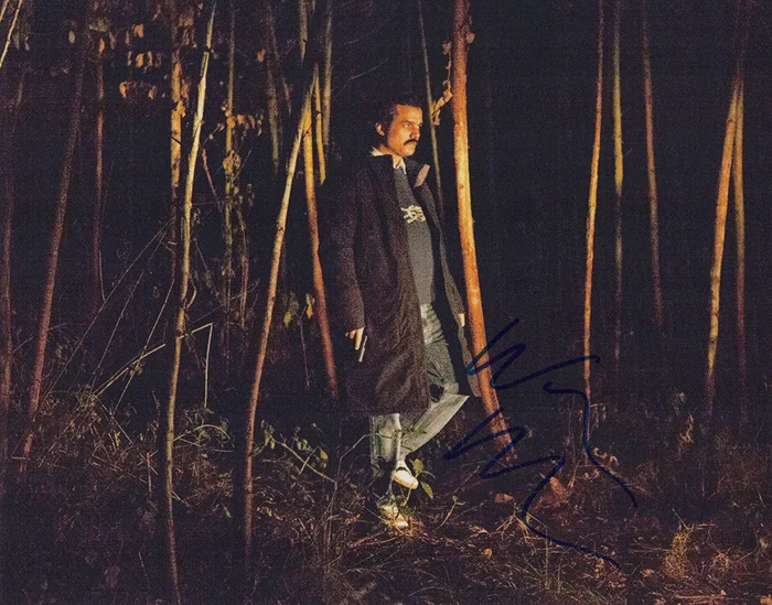 Wagner Moura autograph