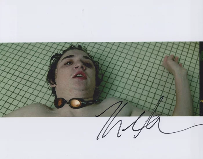 Kyle Gallner autograph