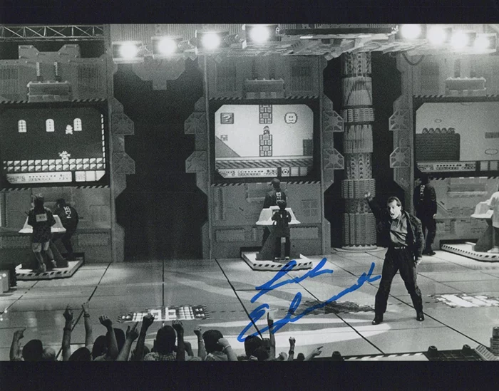 Luke Edwards autograph