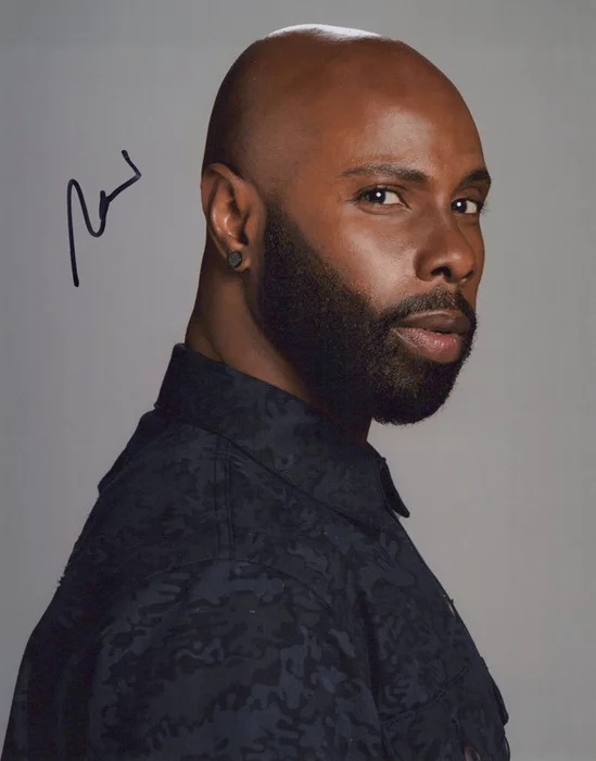 Marquise Vilson autograph