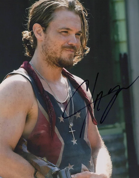 Clayne Crawford autograph