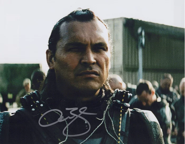 Adam Beach autograph