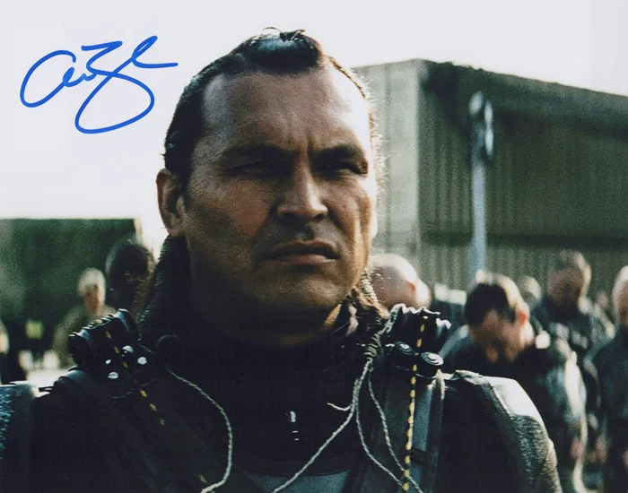 Adam Beach autograph