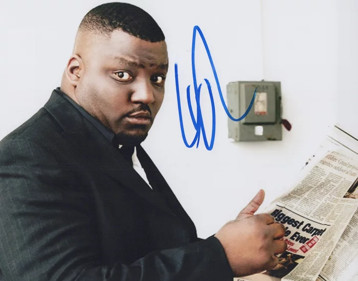 Aries Spears autograph