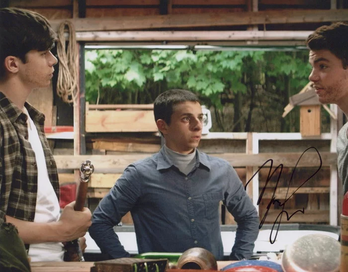 Moises Arias autograph