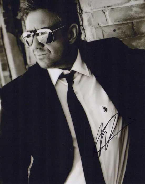 Harley Wallen autograph