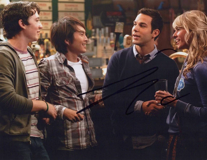 Justin Chon autograph