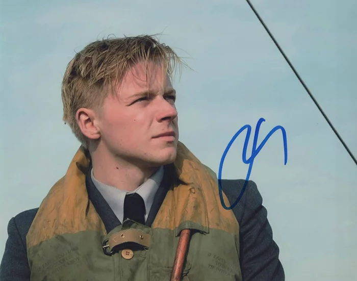 Jack Lowden autograph