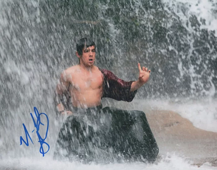 Michael Angarano autograph