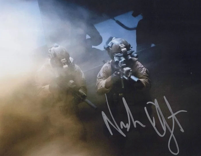Nash Edgerton autograph