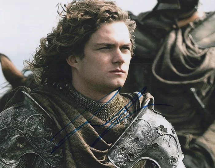 Finn Jones autograph