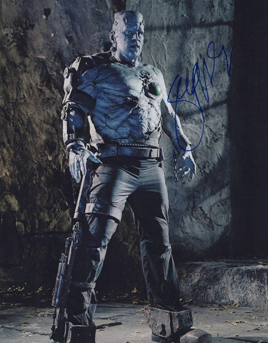 Shuler Hensley autograph