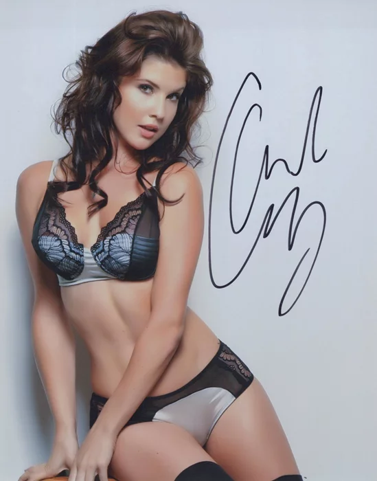 Amanda Cerny autograph