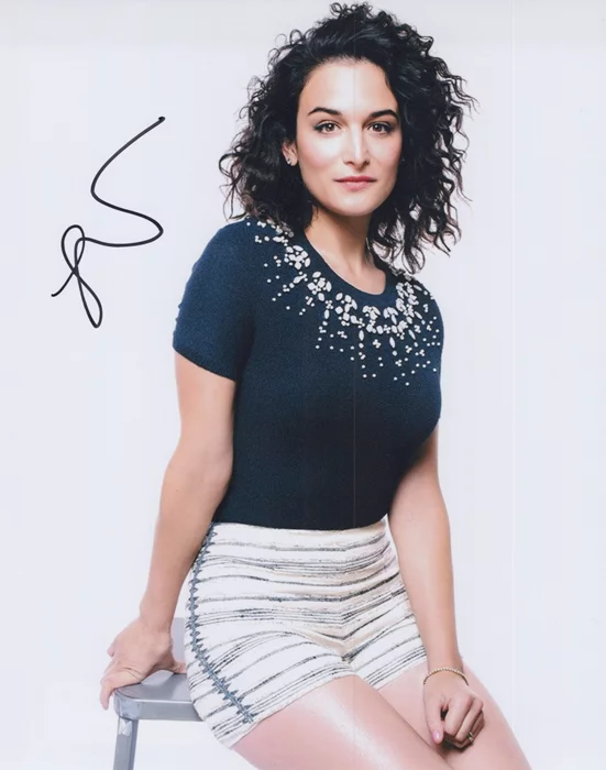 Jenny Slate autograph