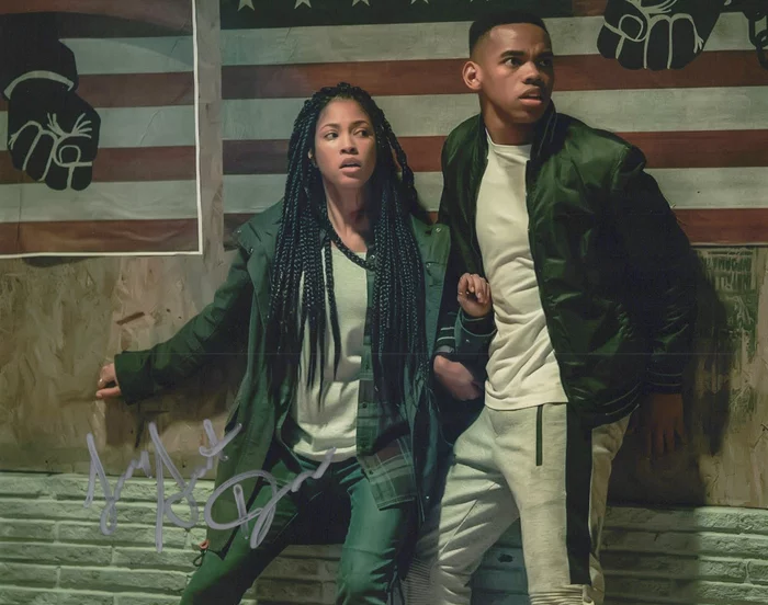 Lex Scott Davis autograph