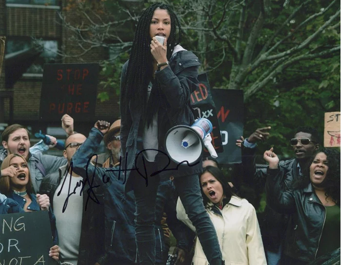 Lex Scott Davis autograph