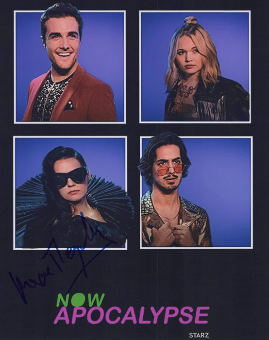 Roxane Mesquida autograph