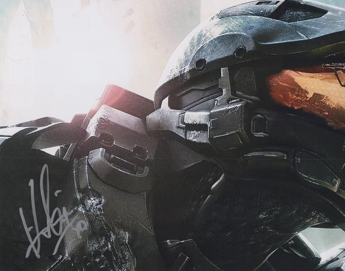 Kiki Wolfkill autograph