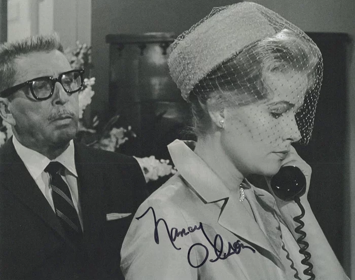 Nancy Olson autograph