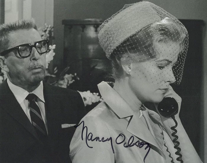 Nancy Olson autograph