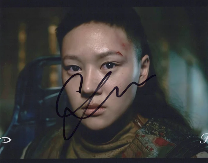 Yerin Ha autograph